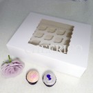 24 Window MIni Cupcake Box ($3.10/pc x 25 units) with 4cm hole